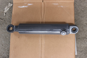 沃爾沃ABG8820攤鋪機提升油缸 沃爾沃ABG8820攤鋪機提升油缸